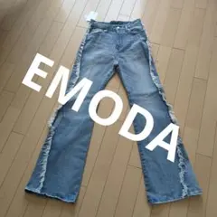 EMODA デニムパンツ フレア フリンジ ブルーのサムネイル