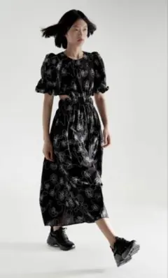 ZARA 刺繍入りポプリンワンピース