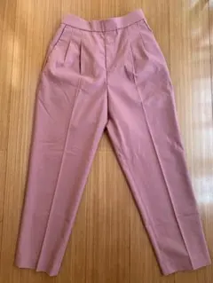 ウツクシルエット テーパードパンツ　S