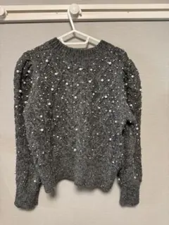 美品　ZARA グレー パール装飾 長袖ニット