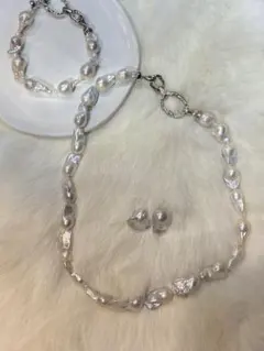 Item thumbnail for item 9a0fe774-83ef-4fe4-b0d5-76805621cbbf