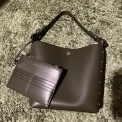 チャールズアンドキース　ハンドバッグ