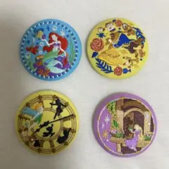 ディズニー刺繍缶バッジ　4個セット
