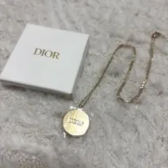 dior ネックレス
