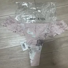 PJピーチジョン☆PEACH JOHN フラワー柄☆Tバックソング☆新品タグ付き