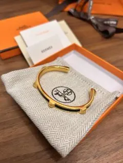 2025年最新】HERMES バングル・リストバンドの人気アイテム - メルカリ