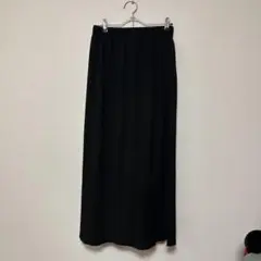 ブラック プリーツロングスカート