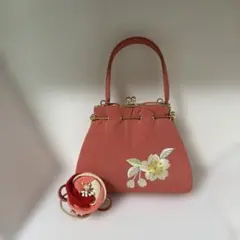 成人式　卒業式用　花柄刺繍がま口バッグ　コサージュ付き