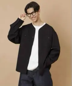 リラックスフィット ノーカラーシャツ　ブラック　Sサイズ