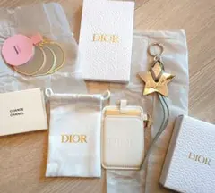 CHANELCHANCEミラー DIOR シーズナルギフト2026 キーホルダーのサムネイル