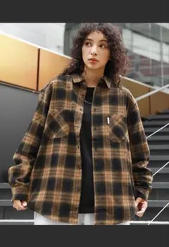 ブラウン・ブラックチェック長袖シャツ