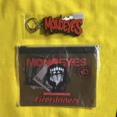 MONOEYES ラバーキーホルダー&ステッカーセット