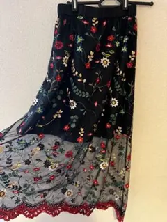 GUILD PRIME 刺繍入りロングスカート 34のサムネイル