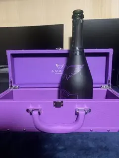ANGEL CHAMPAGNEの空瓶・空箱3点セット - メルカリ