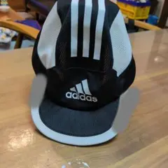 adidas キッズキャップ OSFZ (54-57cm) 黒/白