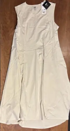 【新品未使用】UNIQLOエアリズムノースリーブロングワンピース