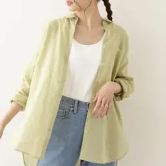 NATURAL BEAUTY BASIC　ラミーシャツ　グリーン系のサムネイル