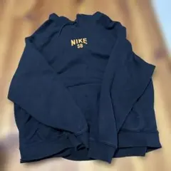 ま*う様 NIKE パーカー