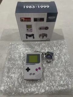 ゲームボーイキーホルダー 1983-1999 コレクション