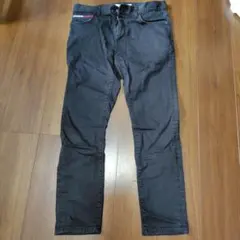 TOMMY　JEANS　ブラックのサムネイル