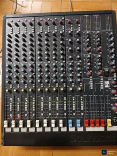 Item thumbnail for item 5551cd62-054a-4514-87a2-13b6ccfaa22a