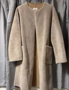 nano・universe★ベージュノーカラーのフェイクムートンのロング