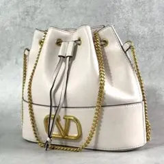 VALENTINO Vロゴ シグネチャー チェーン ミニ バケットバッグのサムネイル