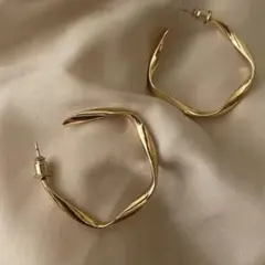 Item thumbnail for item 975f1386-925b-4fef-88e0-2a446ad68716