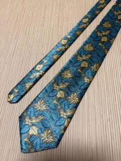 【美品】CLUB MVP ネクタイ 葉柄 ブルー系