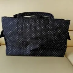 ドット柄 ボストンバッグ ブラック　トート　黒のサムネイル