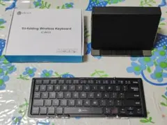 iClever IC-BK03 折りたたみ式ワイヤレスキーボードのサムネイル