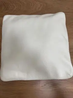 NICOLETTIHOME（ニコレッティホーム）　クッション　白
