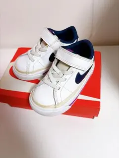 Item thumbnail for item d2732f91-73b5-456a-bf7c-fae1fbb23b73