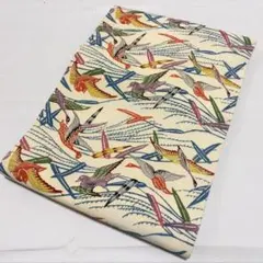 A 型染め 鳥に葉っぱ模様 ベージュ 縮緬 正絹 六通 名古屋帯 O64