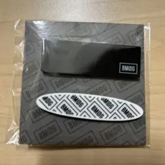 全新未拆封 BMSG 標誌髮夾組