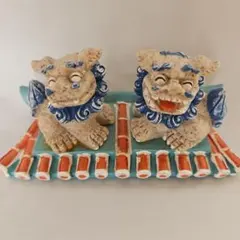 陶器製 獅子の像 ガラスケース入り 陶器製 獅子の像 ガラスケース入り