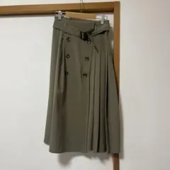 □カーキ ダブルボタンサイドプリーツスカート