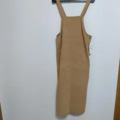 新品　ベージュのロングワンピース