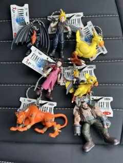 ファイナルファンタジー7 フィギュアキーホルダー 7種セット ファイナルファンタジーVII キャラクターキーホルダーセット - メルカリ