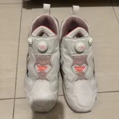 sale⭐︎インスタポンプフューリー 95 （フットウェアホワイト）25.5cm