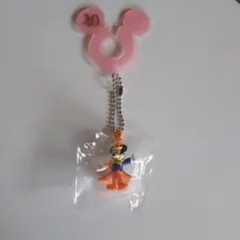40周年　キーホルダー ミッキー型