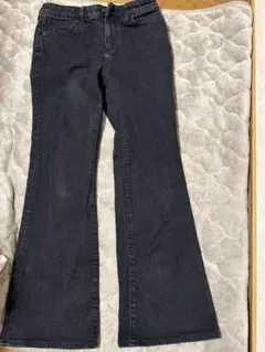 GU フレアデニムパンツ Mサイズ