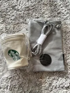 【新品未使用】スターバックス　2026福袋　サコッシュ　カップポーチ　2点セット