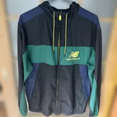 【美品】new balance ナイロンジャケット　Lサイズ