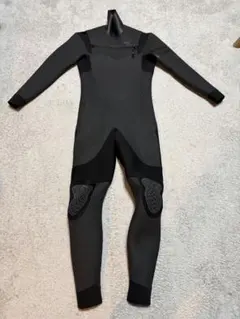 セミドライスーツ