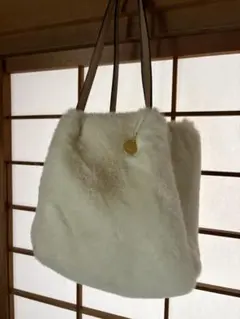 ファー ショルダーバッグ ホワイトのサムネイル