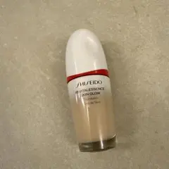 資生堂　エッセンススキングロウ　ファンデーション　220Linen