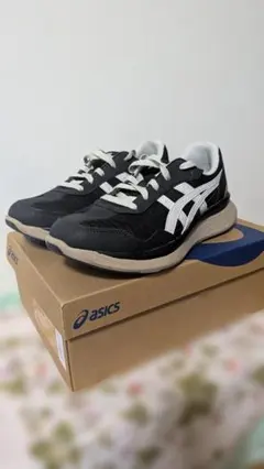 asics KNEESUP M011 スニーカー ブラック 26cmのサムネイル