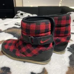 NIKEナイキスノーブーツ　18.5センチ