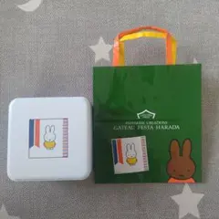 Item thumbnail for item c2b1a3cc-4e25-489b-9819-2eba5b9b3156